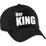 Her King en His Queen petten / caps zwart met witte letters voor volwassenen - Koningsdag - bruiloft - cadeaupetten / feestpetten voor koppels