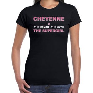 Naam cadeau Cheyenne - The woman, The myth the supergirl t-shirt zwart - Shirt verjaardag/ moederdag/ pensioen/ geslaagd/ bedankt