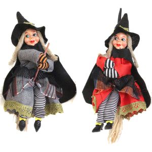 Halloween decoratie heksen pop op bezem - 2x - 20 cm - grijs/rood
