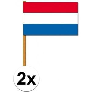 2x Nederlandse luxe zwaaivlaggen 30x45 cm