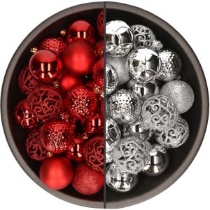 74x stuks kunststof kerstballen mix van rood en zilver 6 cm - Kerstversiering