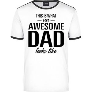 This is what an awesome dad looks like wit/zwart ringer cadeau t-shirt - heren - Vaderdag / cadeau shirt
