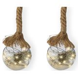 3x stuks verlichte glazen kerstballen aan touw met 30 lampjes zilver/warm wit 14 cm - Decoratie kerstballen met licht