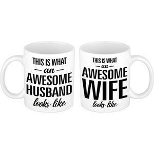 Awesome husband and wife mok wit - bruiloft/ huwelijk/ jubileum - cadeau set bekers / mokken