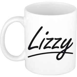 Lizzy naam cadeau mok / beker sierlijke letters - Cadeau collega/ moederdag/ verjaardag of persoonlijke voornaam mok werknemers