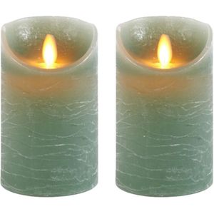 2x Jade groene LED kaarsen / stompkaarsen 12,5 cm - Luxe kaarsen op batterijen met bewegende vlam