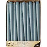 50x Stuks Voordeelverpakking Dinerkaarsen Ijs Blauw - 25 cm - 7 Branduren