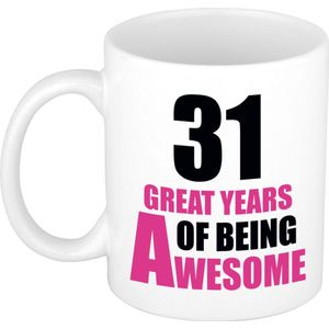 31 great years of being awesome mok wit en roze - cadeau mok / beker - 29e verjaardag / 31 jaar