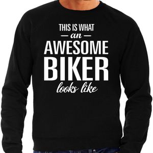 Awesome biker - geweldige motorrijder / motorliefhebber cadeau sweater zwart heren - Vaderdag kado trui