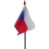 Set van 2x stuks Tsjechie tafelvlaggetje 10 x 15 cm met standaard - Landen versieringen