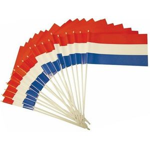 Pakket van 20x stuks kunststof zwaaivlaggetje Holland/nederlandse vlag 20 x 30 cm - Handvlaggetjes