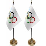 2x stuks olympische Spelen tafelvlaggetjes 10 x 15 cm met standaard - versiering feestartikelen