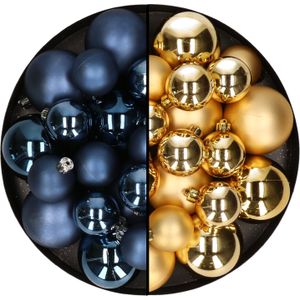 Kerstversiering kunststof kerstballen kleuren mix donkerblauw/goud 4-6-8 cm pakket van 68x stuks