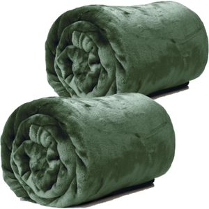 Plaids/dekens - fleece - 2 stuks - pesto groen - polyester - 130 x 180 cm