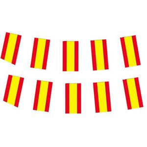 2x Papieren slinger Spanje 4 meter - Spaanse vlag - Supporter feestartikelen - Landen decoratie/versiering