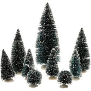 18x stuks kerstdorp onderdelen miniatuur kerstbomen/dennenbomen groen - 6 tot 20 cm - Kerstdorp onderdelen boompjes