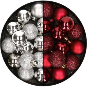 28x stuks kleine kunststof kerstballen bordeaux rood en zilver 3 cm - kerstversiering