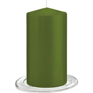 Trend Candles - Stompkaarsen met glazen onderzetters set van 2x stuks olijf groen 8 x 15 cm
