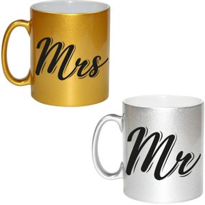 Zilveren Mr and gouden Mrs cadeau mok / beker - 330 ml - keramiek - bruiloft / huwelijk / jubileum â cadeaumokken voor koppels / bruidspaar