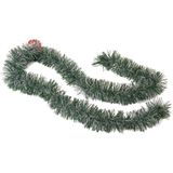 3x stuks kerstboom folie slingers/lametta guirlandes van 180 x 7 cm in de kleur groen met sneeuw
