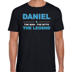 Naam cadeau Daniel - The man, The myth the legend t-shirt  zwart voor heren - Cadeau shirt voor o.a verjaardag/ vaderdag/ pensioen/ geslaagd/ bedankt