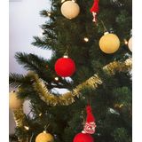 6x Rode en gouden kerstballen 6,5 cm Cotton Balls - Kerstversiering - Kerstboomdecoratie - Kerstboomversiering - Hangdecoratie - Kerstballen in de kleur rood en goud