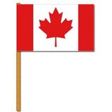 Set van 4x stuks luxe grote zwaaivlaggen Canada 30 x 45 cm - Canadese feestartikelen en versieringen