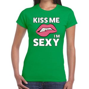 Kiss me i am sexy t-shirt groen dames - feest shirts dames
