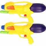 2x Waterpistolen/waterpistool geel van 30 cm met pomp kinderspeelgoed - waterspeelgoed van kunststof - waterpistolen met pomp