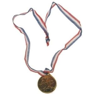 24x stuks goudkleurige speelgoed medailles - Party medailles voor een feestje - Feestartikelen