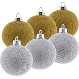 6x Gouden en zilveren kerstballen 6,5 cm Cotton Balls - Kerstversiering - Kerstboomdecoratie - Kerstboomversiering - Hangdecoratie - Kerstballen in de kleur goud en zilver
