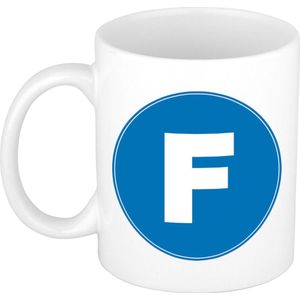 Mok / beker met de letter F blauwe bedrukking voor het maken van een naam / woord - koffiebeker / koffiemok - namen beker