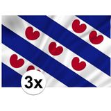 3x vlag van Friesland - 150 x 100 cm - Friese vlag met hartjes