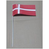Zwaaivlaggetjes Denemarken 12 x 24 cm