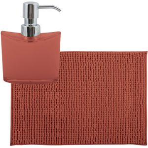 MSV badkamer droogloop mat/tapijtje - 40 x 60 cm - en zelfde kleur zeeppompje 260 ml - terracotta