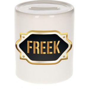 Freek naam cadeau spaarpot met gouden embleem - kado verjaardag/ vaderdag/ pensioen/ geslaagd/ bedankt
