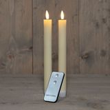 Anna's Collection Led kaarsen/dinerkaarsen - 2x - ivoor wit - ribbel - 23 cm - afstandsbediening