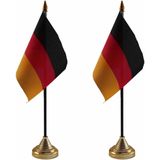 2x stuks duitsland tafelvlaggetjes 10 x 15 cm met standaard - Duitse feestartikelen/versiering