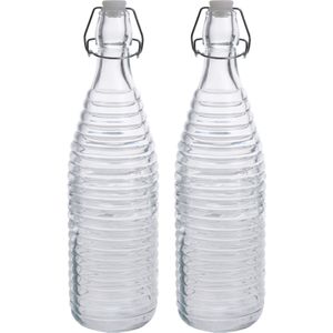 2x Glazen flessen transparant strepen met beugeldop 1000 ml - Keukenbenodigdheden - Woondecoratie - Tafel dekken - Koude dranken serveren/bewaren - Olie/azijn flessen - Decoratie flessen