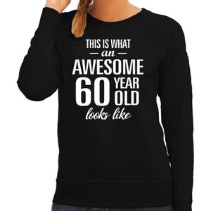 Awesome 60 year - geweldige 60 jaar cadeau sweater / trui zwart dames -  Verjaardag cadeau / kado sweater