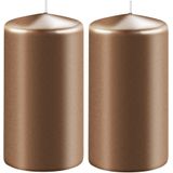 2x Metallic koperen cilinderkaarsen/stompkaarsen 6 x 10 cm 36 branduren - Geurloze kaarsen metallic koper - Woondecoraties