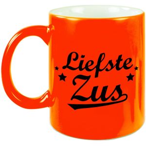 Liefste zus tekst mok - neon oranje - familie cadeau mok / beker - 330 ml - verjaardag / bedankt cadeau