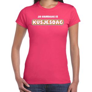 Bellatio Decorations Verkleed T-shirt voor dames - kusjesdag - roze - carnaval - foute party