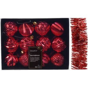 Decoris - 12x st - gedecoreerde kerstballen 6 cm incl. folieslinger - rood - kunststof
