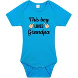 This boy loves grandpa tekst baby rompertje blauw jongens - Cadeau opa - Babykleding