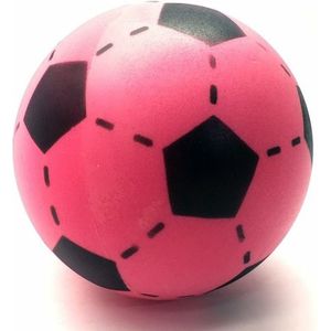 Softbal foam - voetbal print - roze - zacht - 20 cm