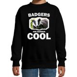 Dieren dassen sweater zwart kinderen - badgers are serious cool trui jongens/ meisjes - cadeau das/ dassen liefhebber - kinderkleding / kleding