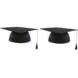 2x stuks afstudeer doctoraal hoeden geslaagd zwart voor volwassenen - Examen diploma uitreiking feestartikelen