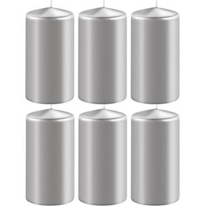 6x Metallic zilveren cilinderkaarsen/stompkaarsen 6 x 15 cm 58 branduren - Geurloze kaarsen metallic zilver - Woondecoraties