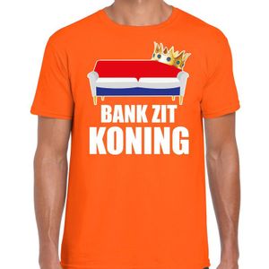 Koningsdag t-shirts bank zit Koning oranje voor heren - Woningsdag - thuisblijvers / Kingsday thuis vieren